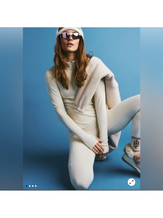 FP Movement by Free People Tops - *NWT* FREE PEOPLE
UNDERCOVER BASE LAYER
SET (TOP W/ LEGGINGS)